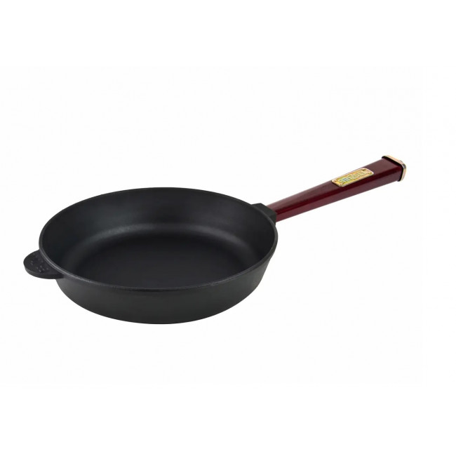 B02660a-650×650 Ketaus keptuvė 28 cm su medine rankena | Patvari ir universali keptuvė