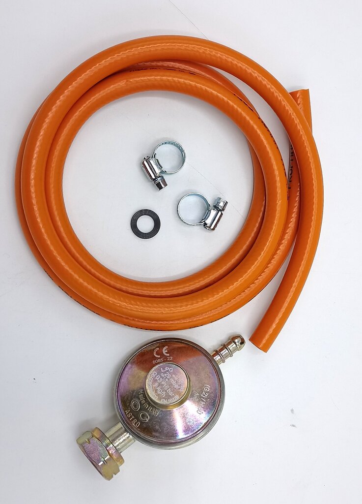 duju-slegio-reguliatorius-tecnotubi-italy-vuju-prijungimo-d463b_reference Gaasiühenduskomplekt Tecnotubi: reduktor 30mbar, voolik 150cm, klambrid - Image 1