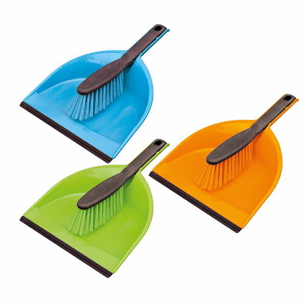 sluotele-su-semtuveliu_reference Plastist kühvli ja harja komplekt, 31 cm - Image 1